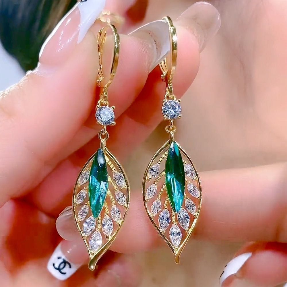 Luxury Gold Plated Green Leaf Shape Earring